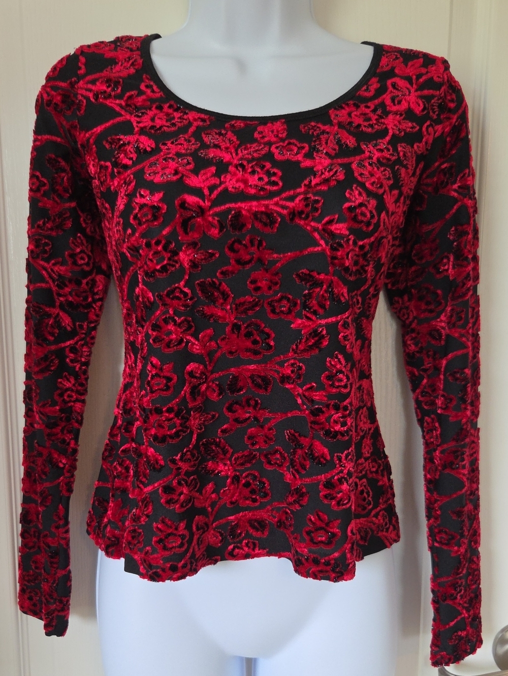 Red Velvet Floral Long Sleeve Top
